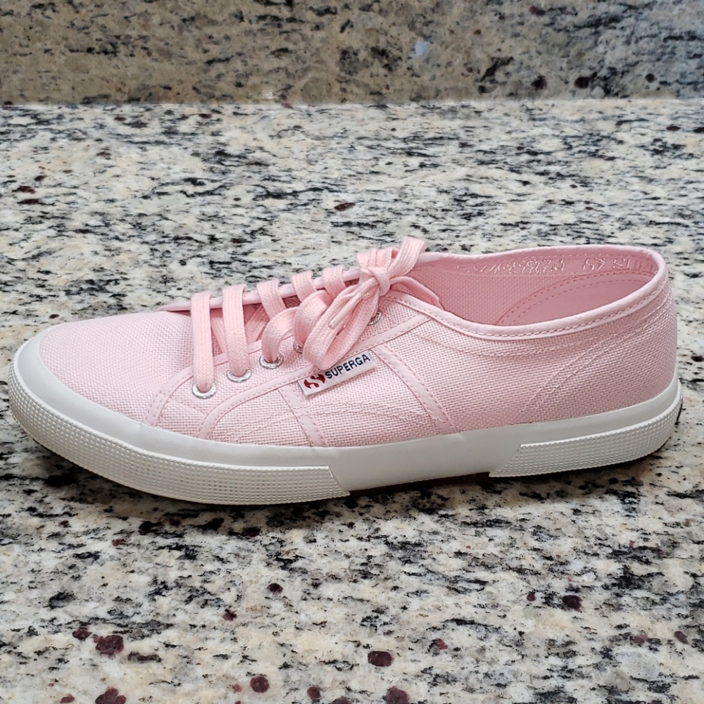 Superga Classic Lace-Up Sneaker Size 10 - Picture 2 of 12